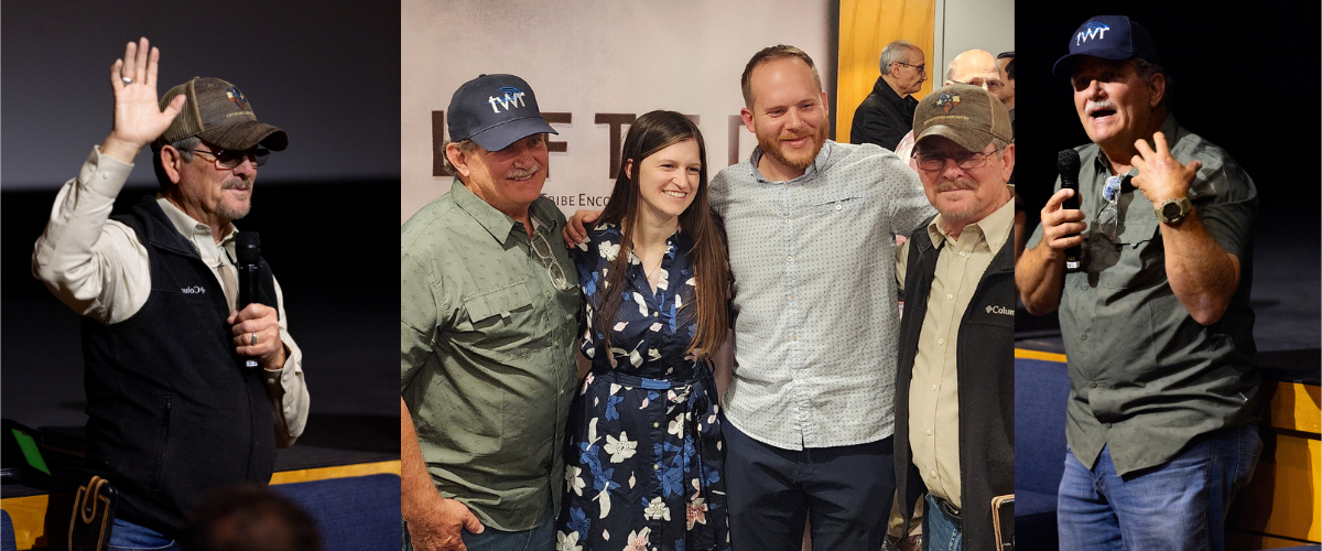 Tom Schoen, Clay Perry, su esposa, y el hermano de Tom (a la izquierda)