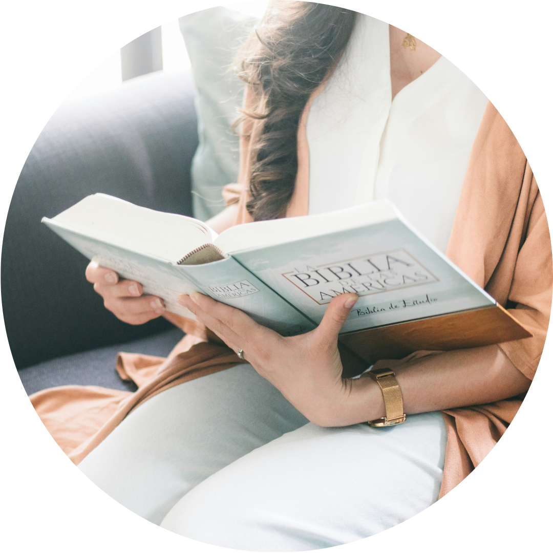 Celebra el Mes de la Biblia con Nosotros Celebra el Mes de la Biblia con Nosotros